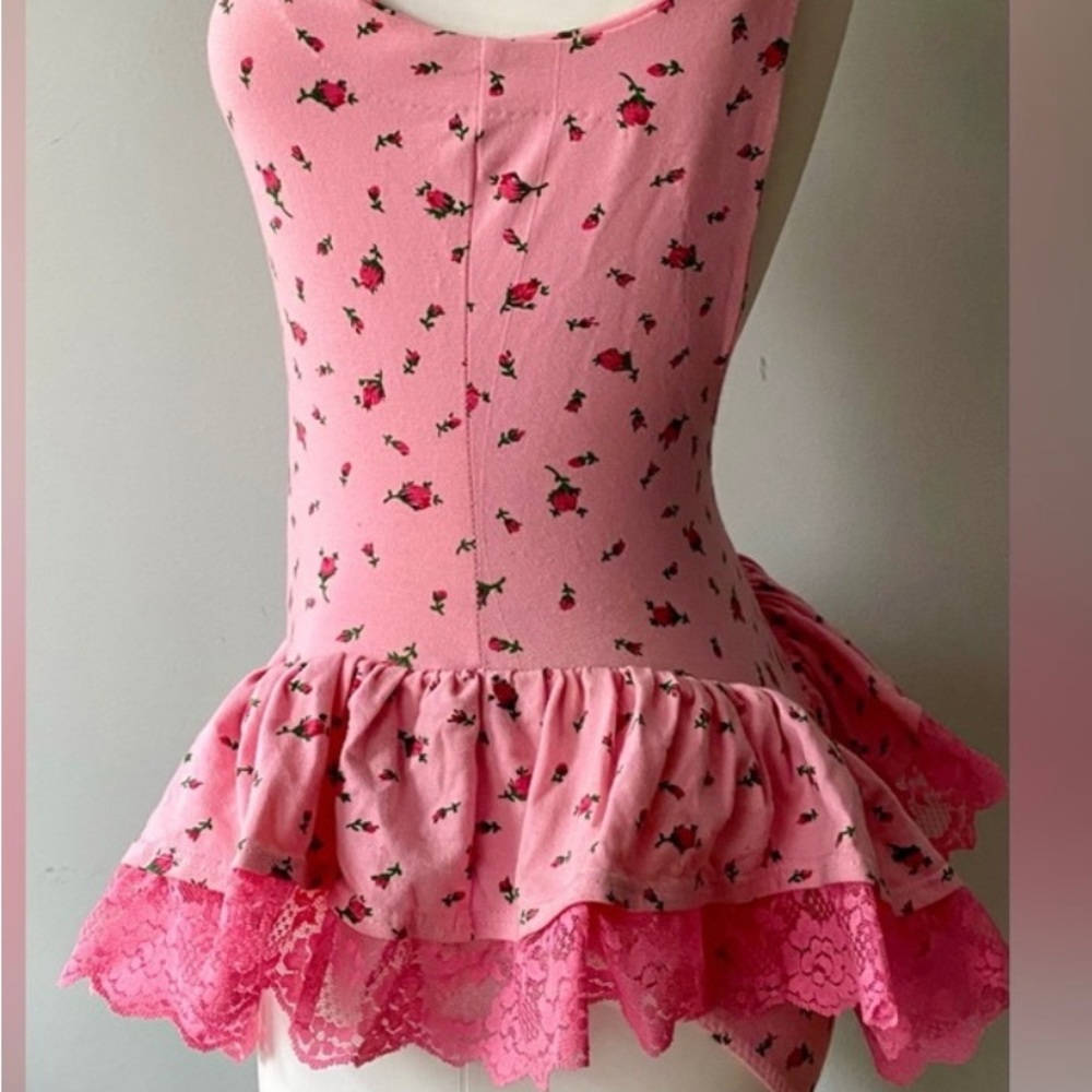 ISO: Vintage Betsy Johnson Set - Picture 2 of 2